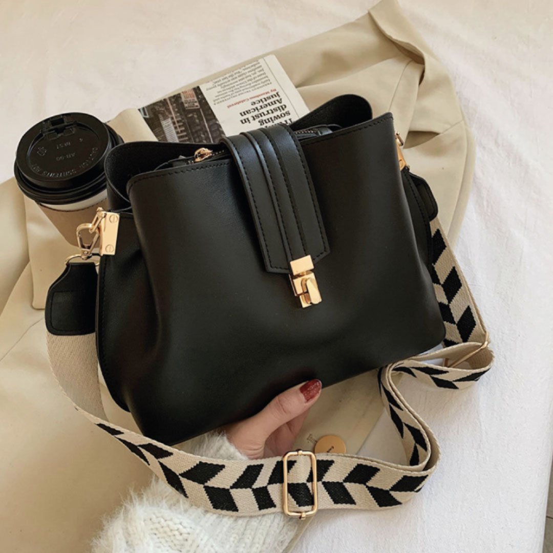 Checkered Shoulder Bag - Image 5